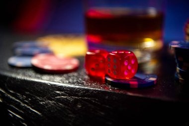 exototo alternatif platform interface showing slot games and live-dealer tables